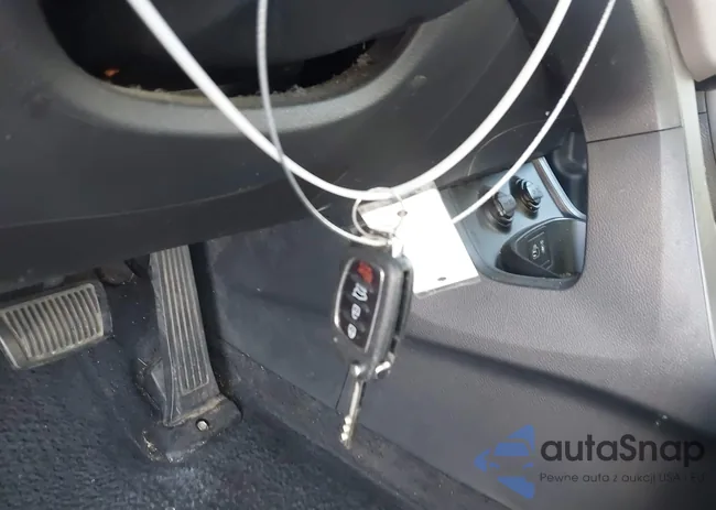 KM8SM4HF2JU273668: 44208294