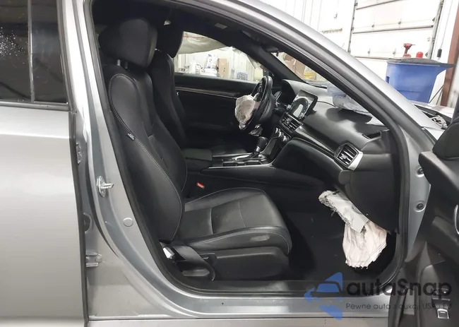 1HGCV1F32MA048686: 44208315