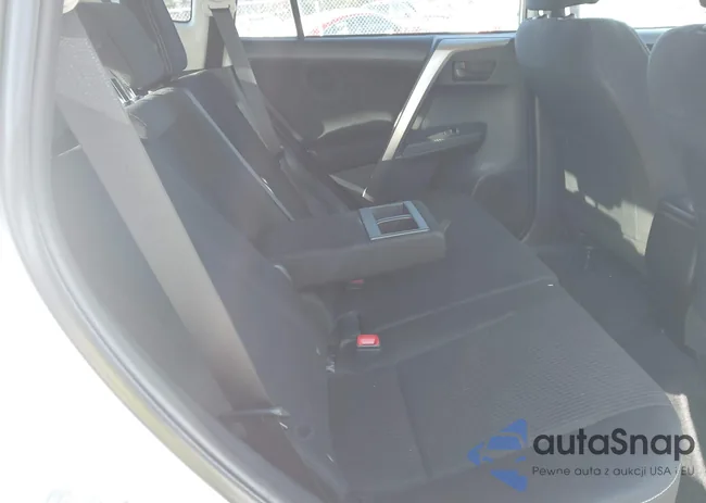 JTMRFREV8D5003297: 44208335