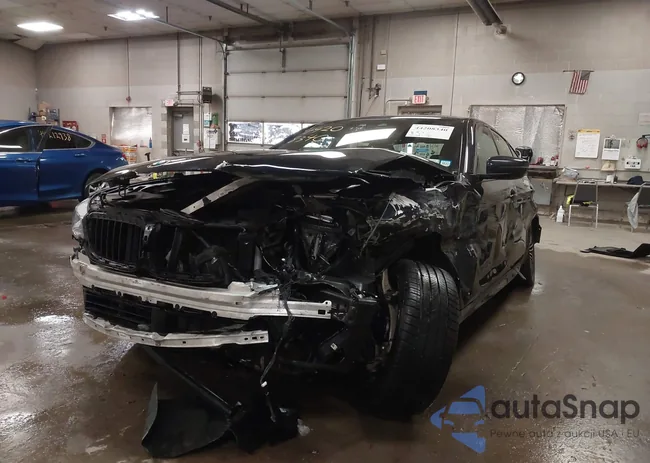 WBAJE7C52KWW01073: 44208340