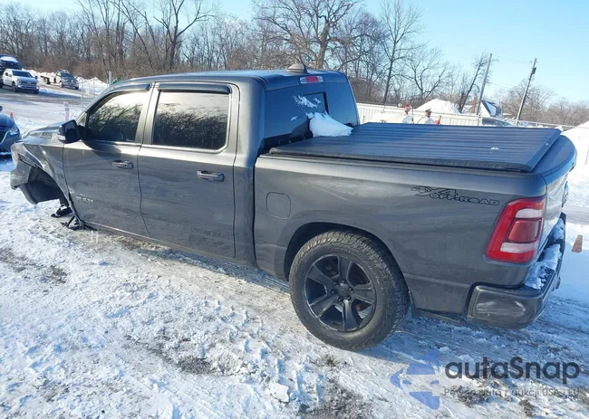 1C6SRFFT4KN614338: 44208375