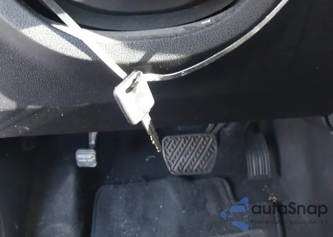 JN8AS5MT9DW035031: 44209406