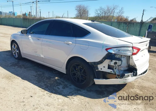 3FA6P0H77ER193638: 44209411