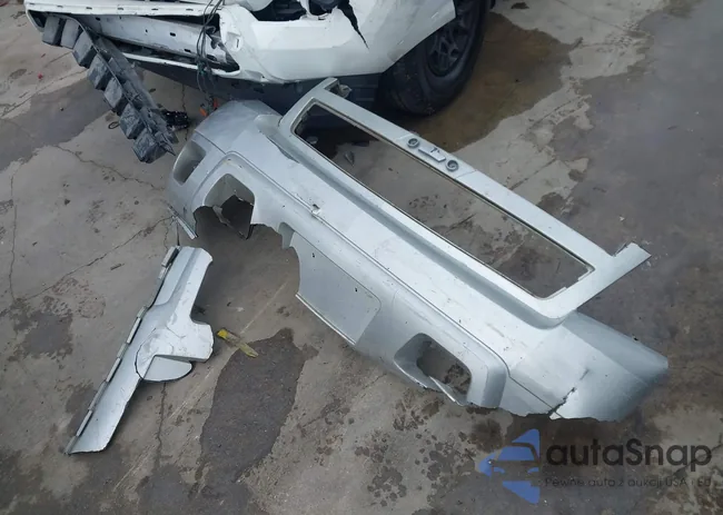 1N4AL3AP2FN383868: 44209438