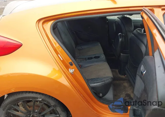 KMHTC6AD1GU260611: 44209502