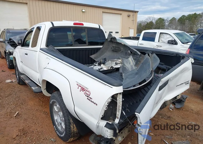 5TFTU4GN2BX011618: 44209526