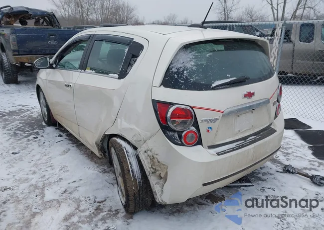 1G1JE6SB3G4171456: 44209536