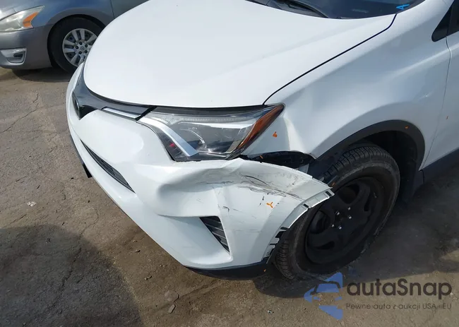 JTMZFREV8JJ194285: 44209560