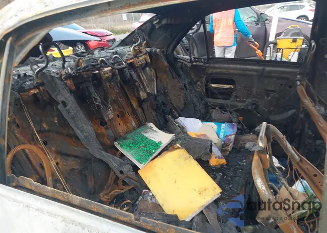 JTDBT4K31CL039861: 44209580