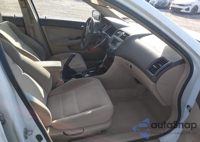 1HGCM56786A119941: 44209618