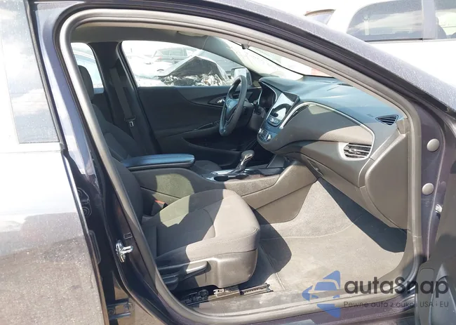 1G1ZD5ST7PF165446: 44209694