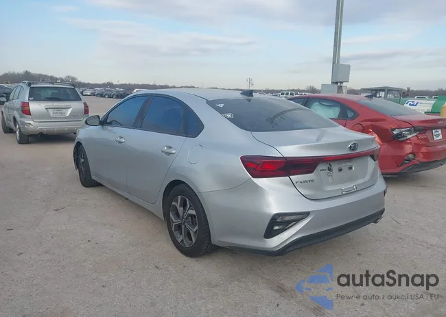 3KPF24AD3KE057042: 44209706