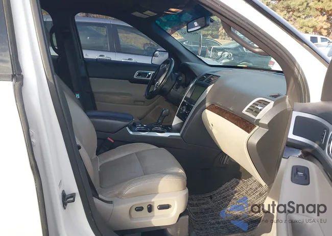 1FMHK8F86CGA02626: 44209743