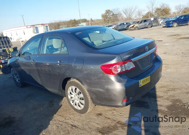 2T1BU4EE2CC825976: 44209780