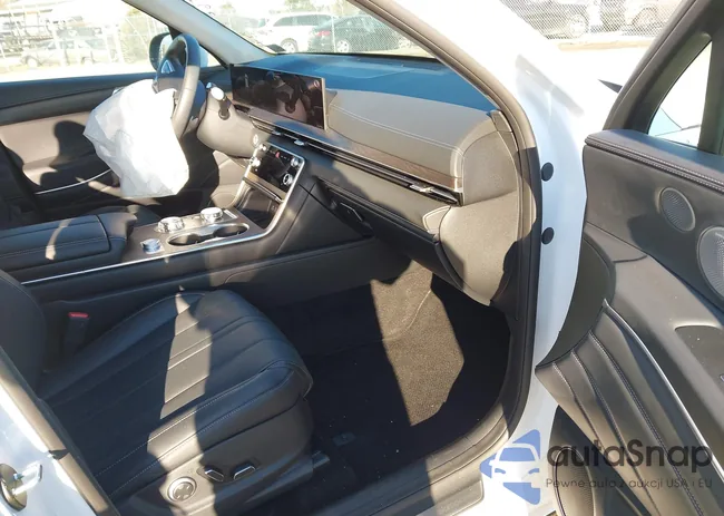 KMUHBESB8SU261572: 44209801