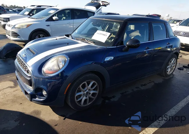 WMWXU3C5XF2B56233: 44209803