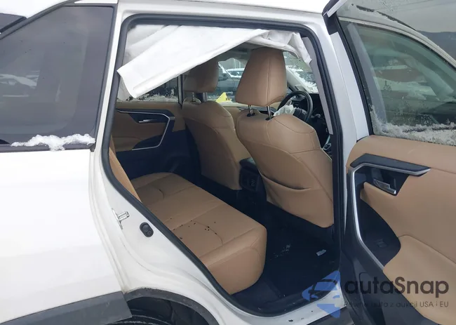 2T3A1RFV8KC040979: 44209824