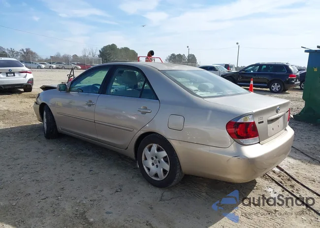 4T1BE32KX5U519241: 44209035