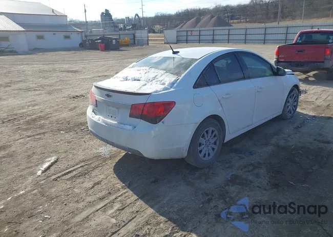 1G1PC5SH9B7169586: 44209097