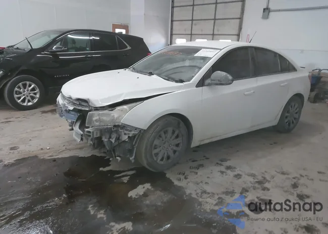 1G1PC5SH9B7169586: 44209097