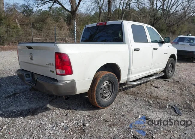 1D3HV13P99S786831: 44209114