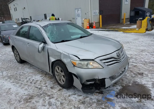 4T4BF3EK9BR206840: 44209161