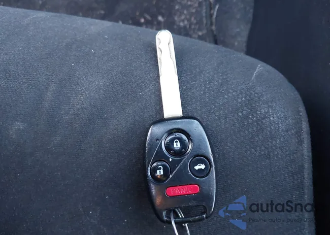 2HGFB2F82DH540787: 44209211