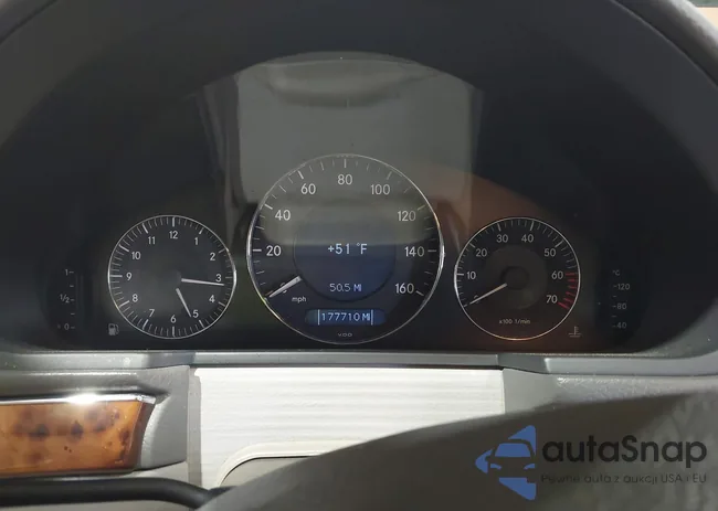 WDBUF70J65A666183: 44209232