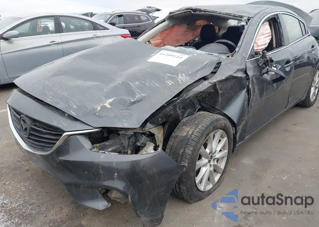 JM1GJ1U5XF1208896: 44209244