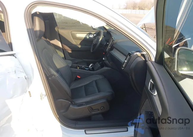 YV4L12UE8R2314411: 44209243