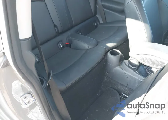 WMWXP5C55G2D15664: 44209311