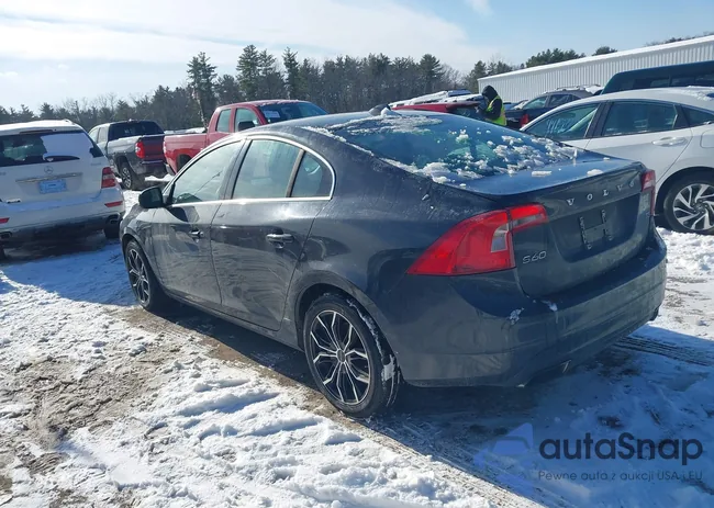 YV126MFK4F1337856: 44209315