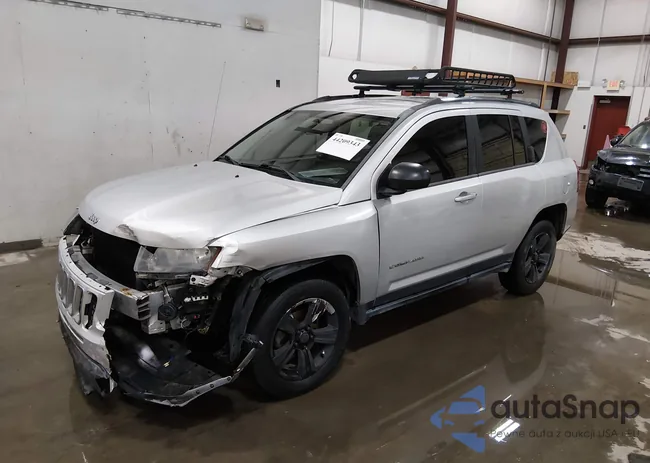 1C4NJDBBXED588143: 44209343