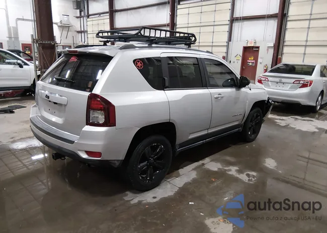 1C4NJDBBXED588143: 44209343