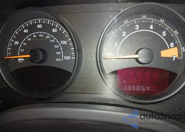 1C4NJDBBXED588143: 44209343