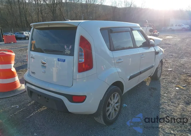 KNDJT2A6XD7558770: 44210410