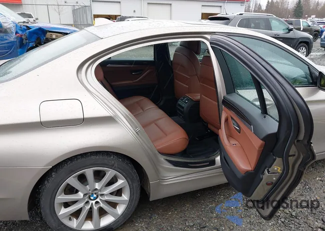 WBAFR1C53BC745465: 44210557