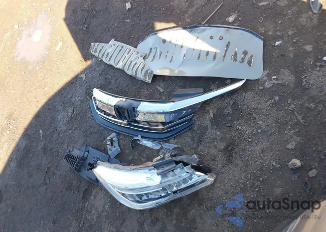 1HGCR3F93HA012533: 44210563