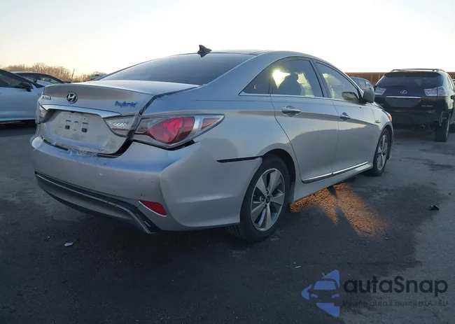 KMHEC4A41CA023030: 44210597