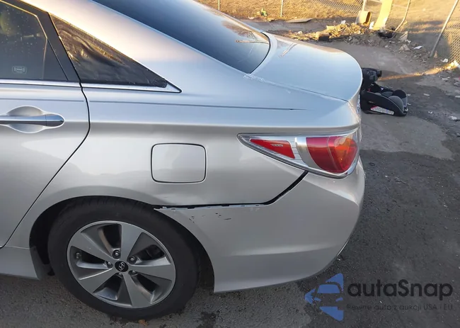 KMHEC4A41CA023030: 44210597