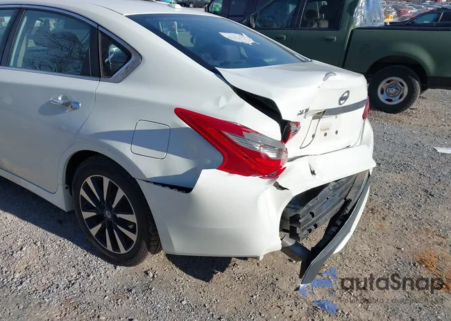 1N4AL3AP8JC214748: 44210643