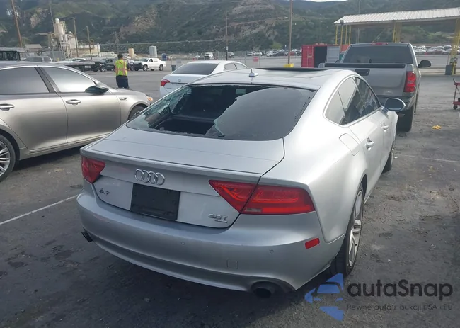 WAUSGAFC5CN010751: 44210645