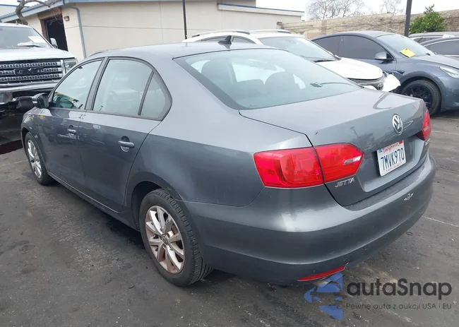 3VWDP7AJ1CM399030: 44210653