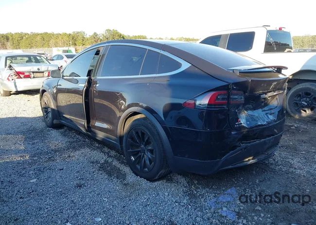 5YJXCBE20JF110593: 44210661