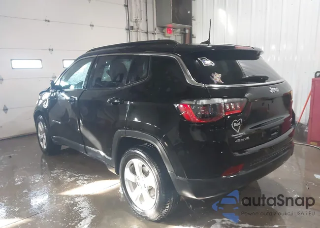 3C4NJDBB1MT598956: 44210704