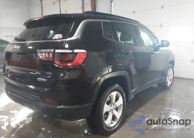 3C4NJDBB1MT598956: 44210704