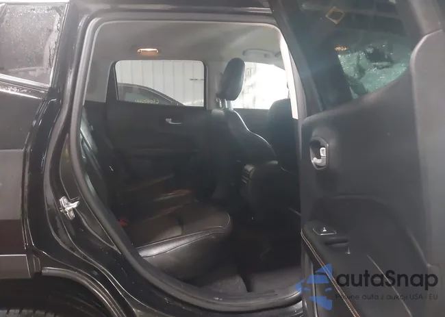 3C4NJDBB1MT598956: 44210704