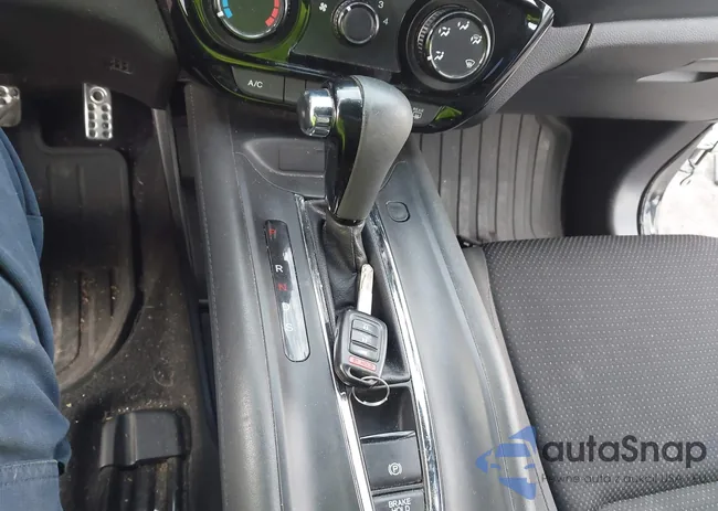 3CZRU5H15KG711806: 44210818