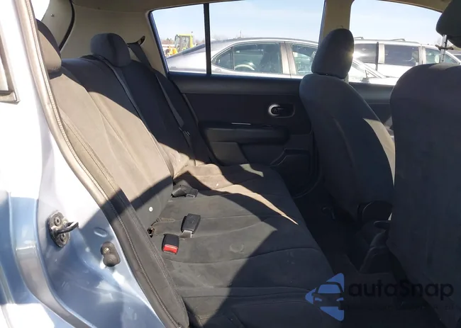 3N1BC13EX9L451081: 44210841