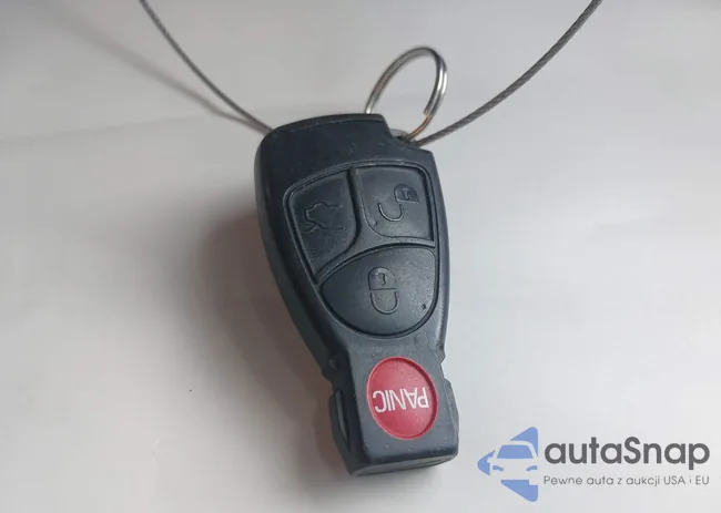 WDBUF83JX6X207674: 44210874